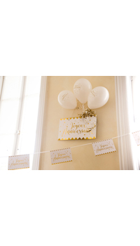 GUIRLANDE ANNIVERSAIRE BLANC ET OR - Décorations - Anniversaires - Fêtes et anniversaires - Fête en Fête - Déguisements, mariages, baptêmes, articles de fête, halloween 